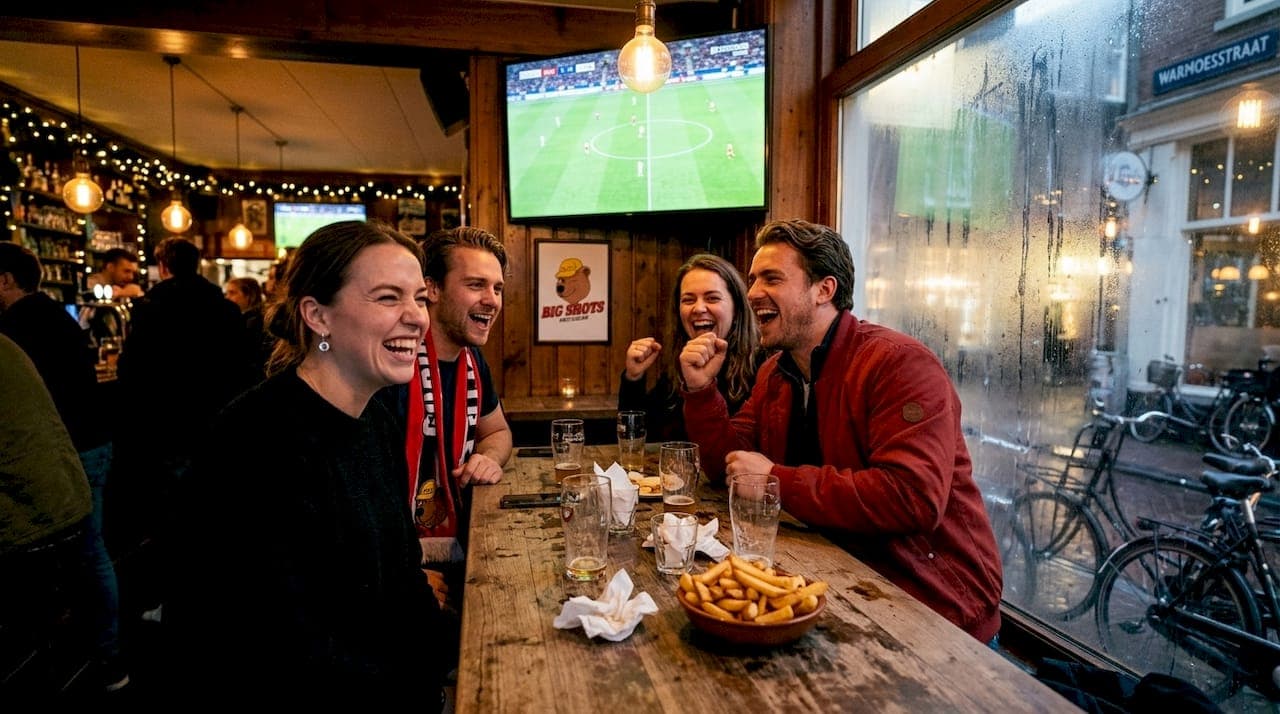 Discover the best sports bar on Warmoesstraat, Amsterdam